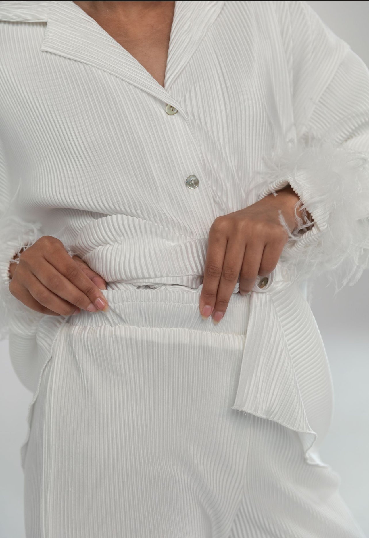 Pleated Bridal Set in Dove