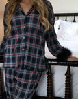 Pleated Luxe Feather Set in Plaid