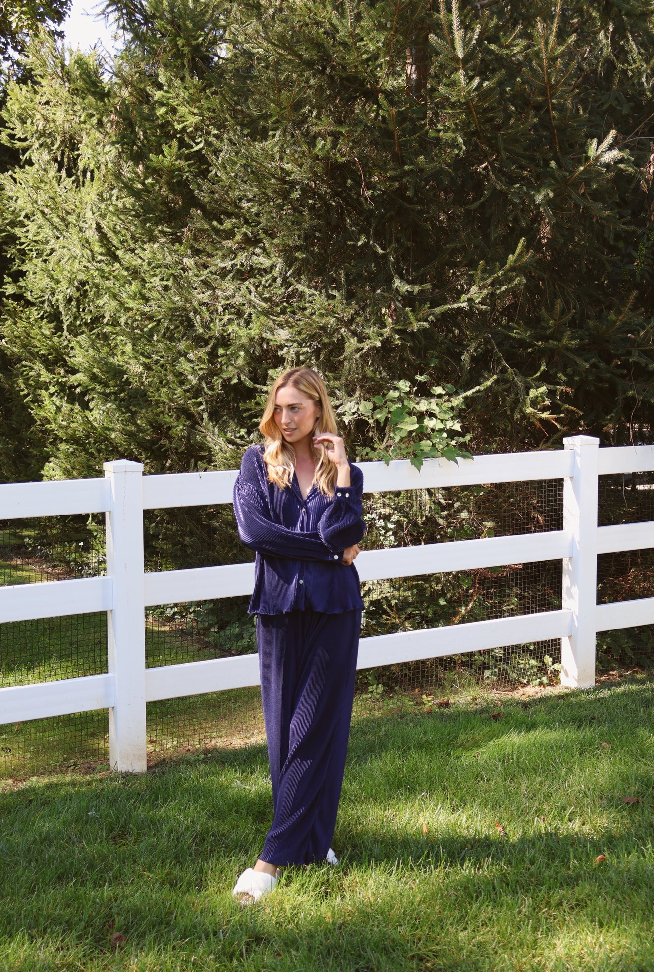 Pleated Set in Navy