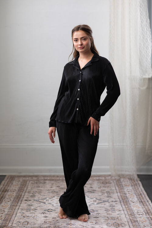 Pleated Set in Black