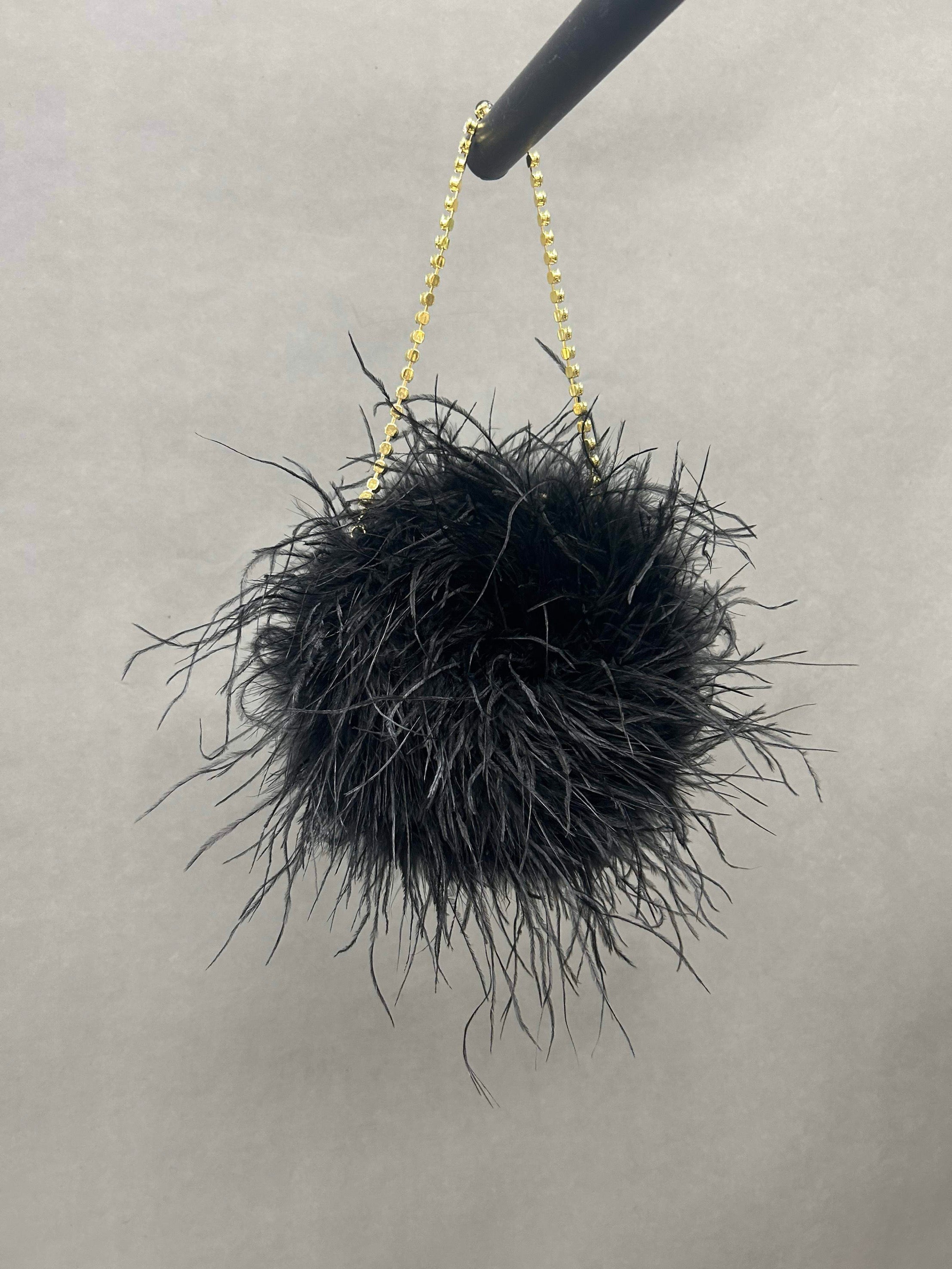 Ostrich Feather Purse in Noir