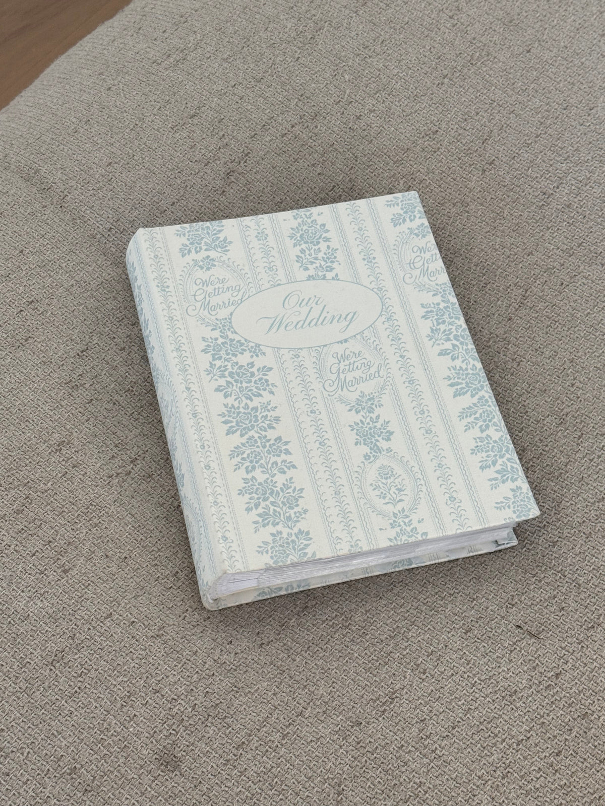 Vintage print wedding photo album