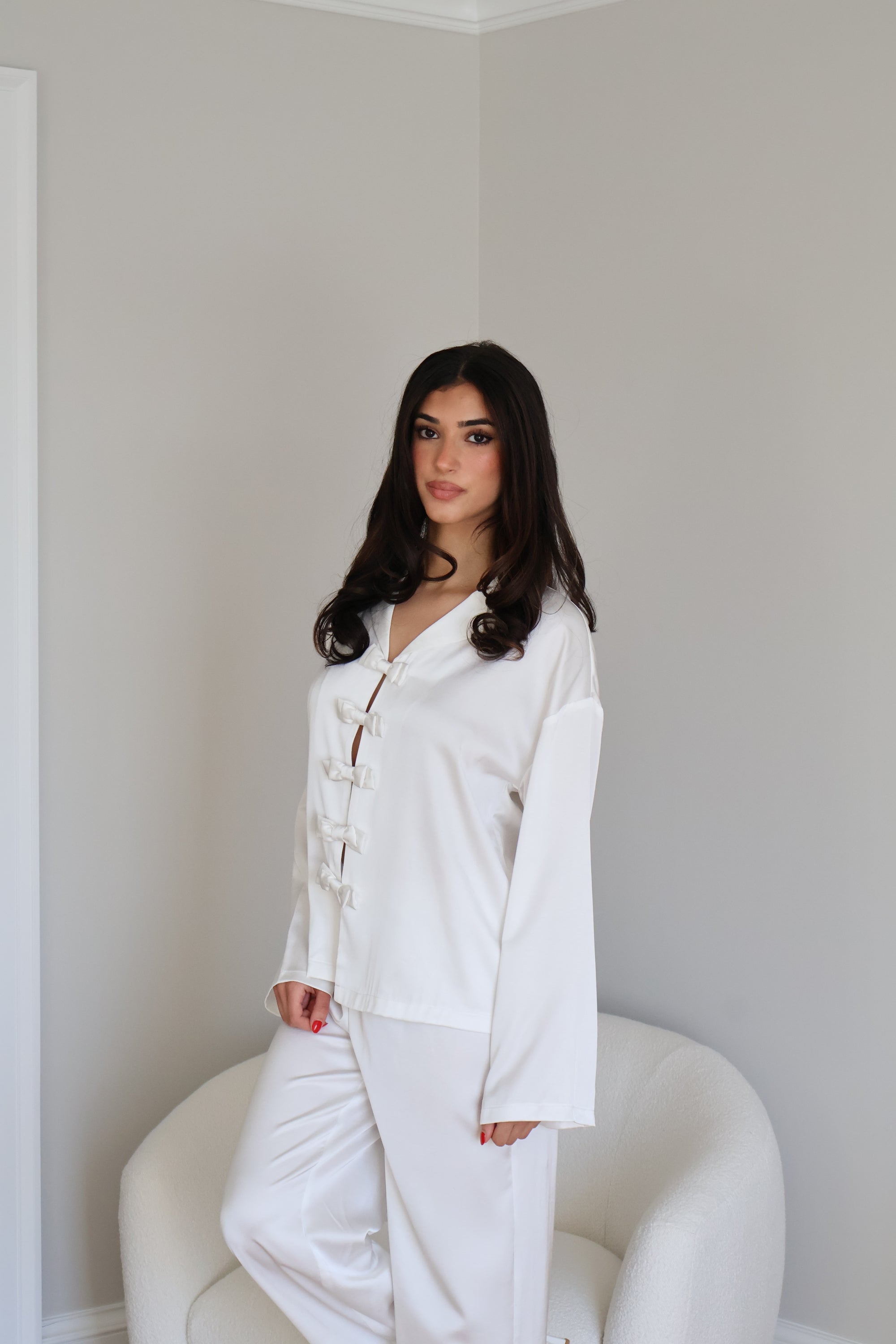 Stella Silky Bow Dove Set