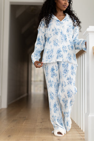 Pleated Set in Blue Floral
