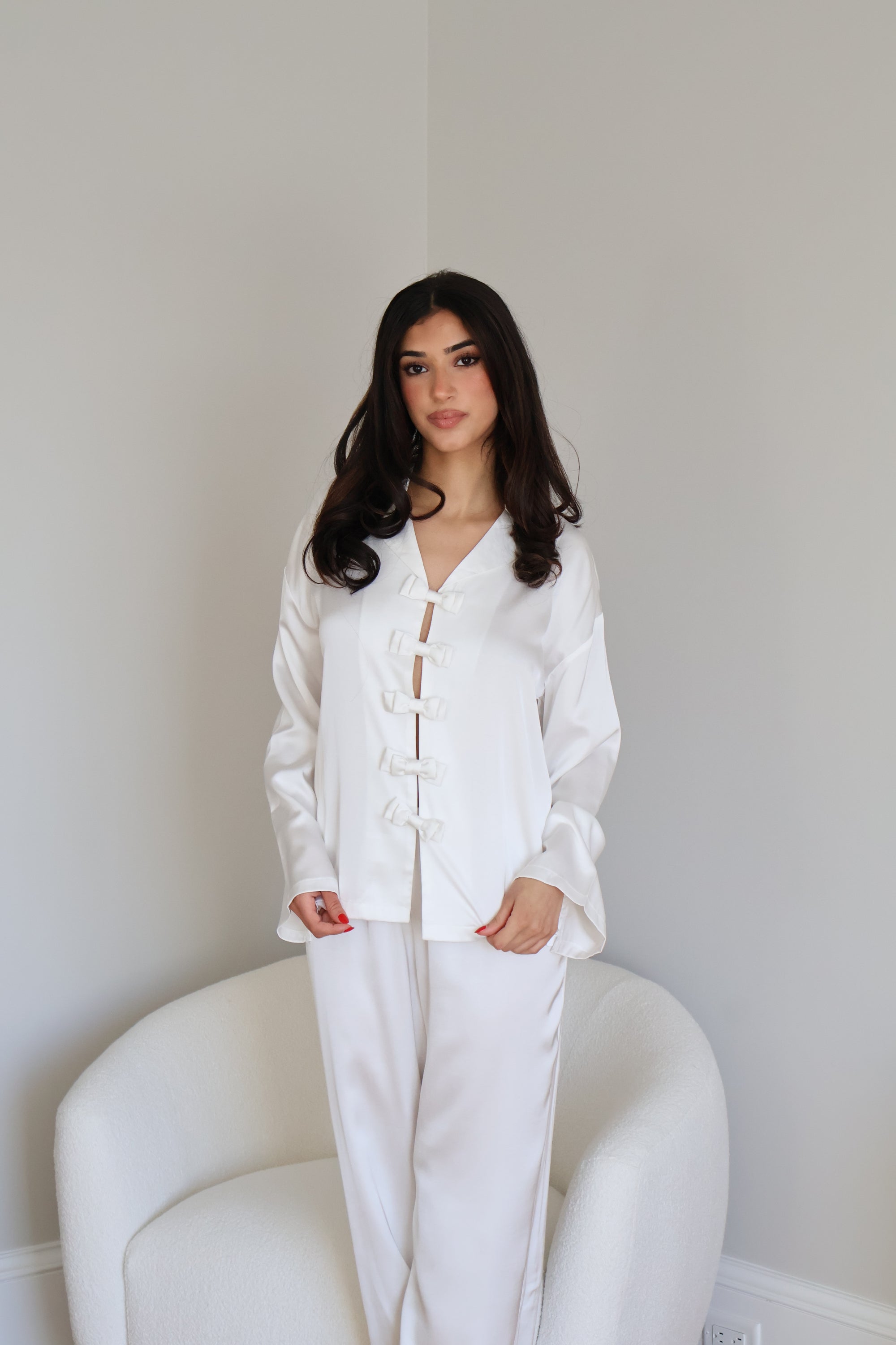 Stella Silky Bow Dove Set