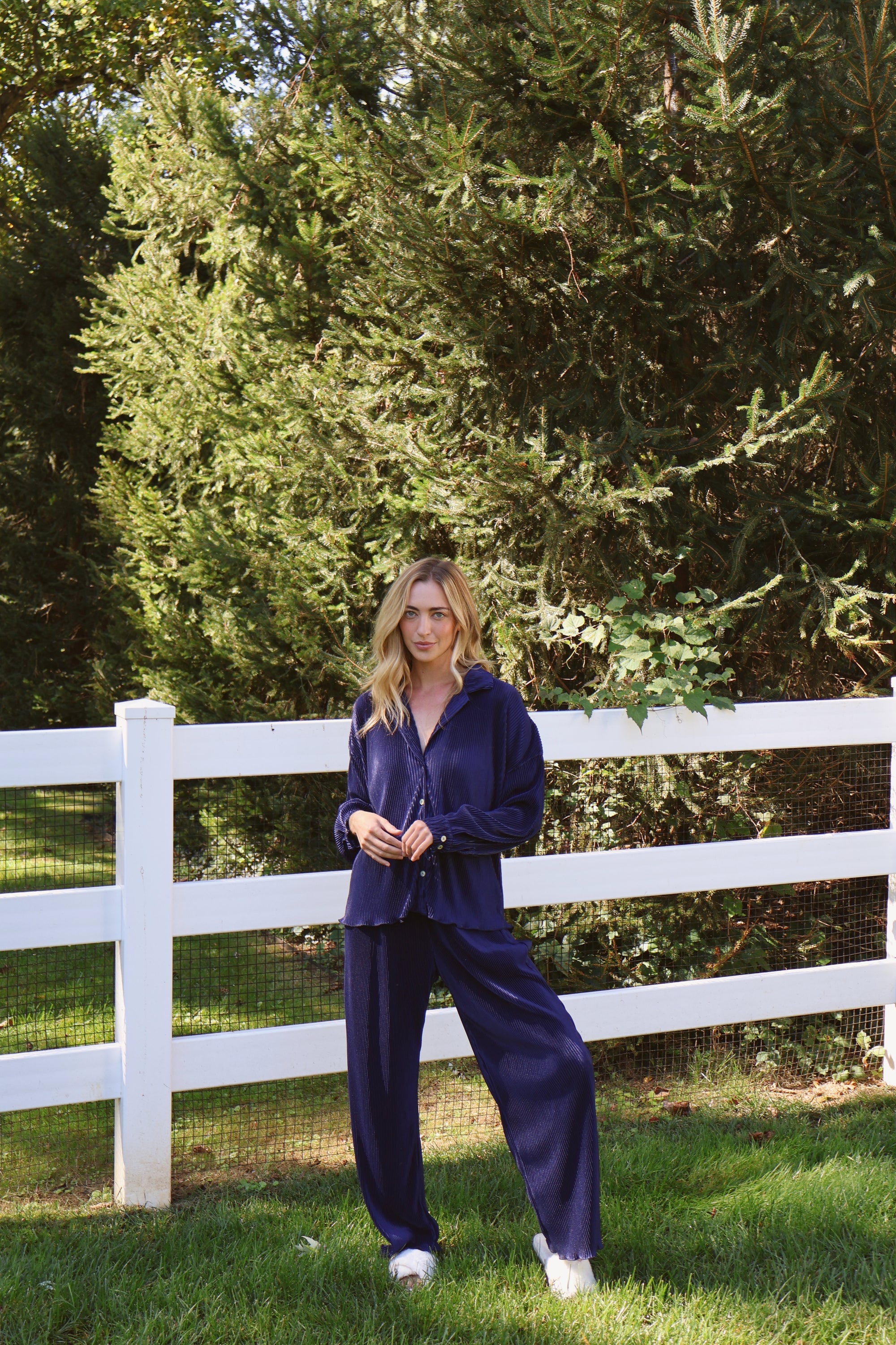 Pleated Set in Navy