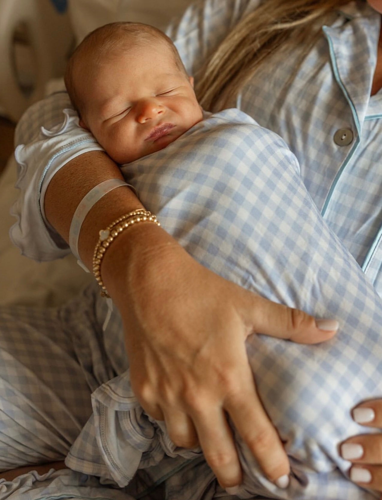 Bamboo Baby Swaddle Blanket & Hat in Blue Gingham – Waverles