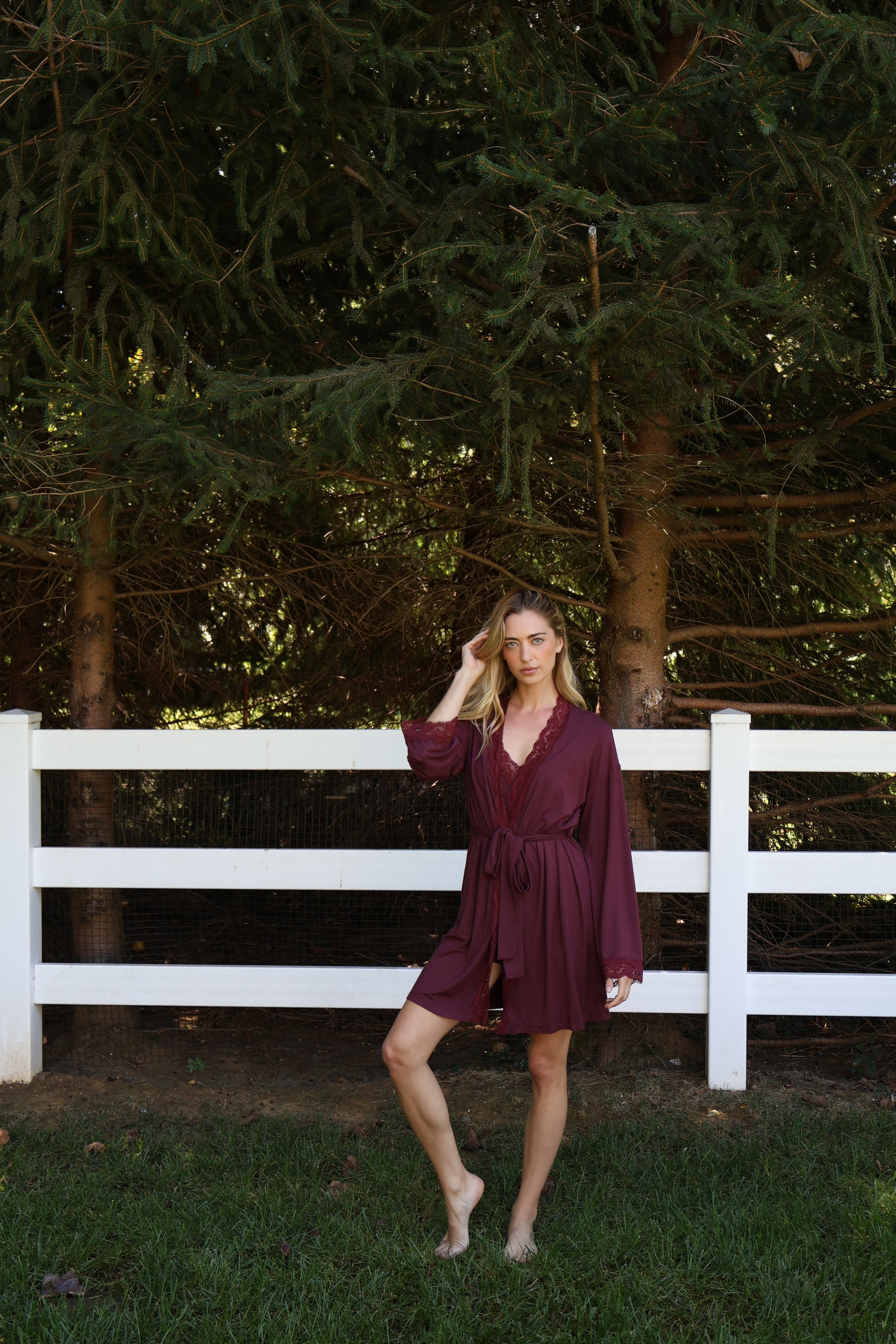 Bamboo Lace Trim Short Robe in Merlot