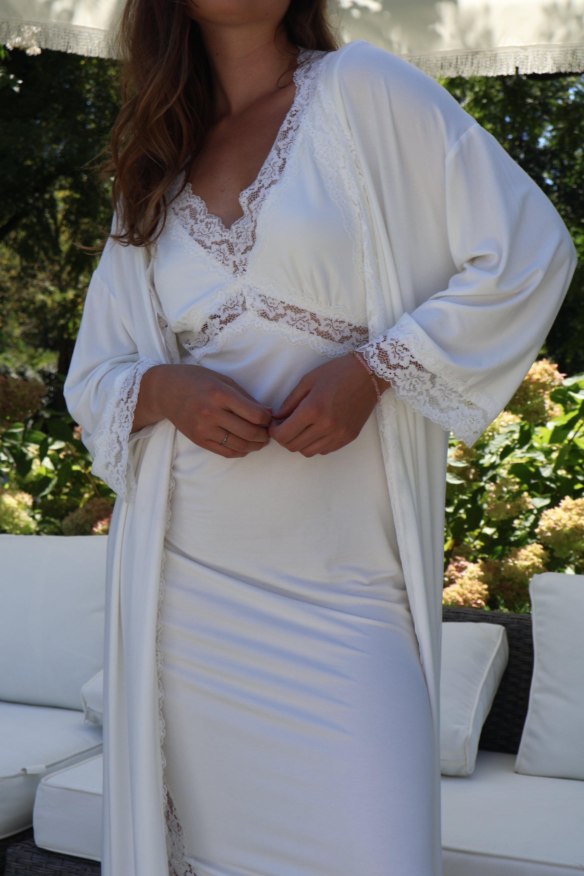 Bamboo Lace Trim Long Robe in Dove