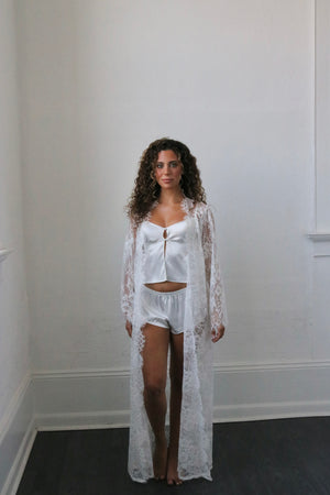 Amelia Bridal Lace Robe