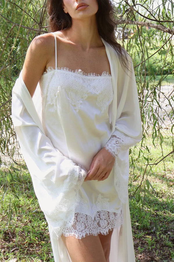 Delicate Lace Trim