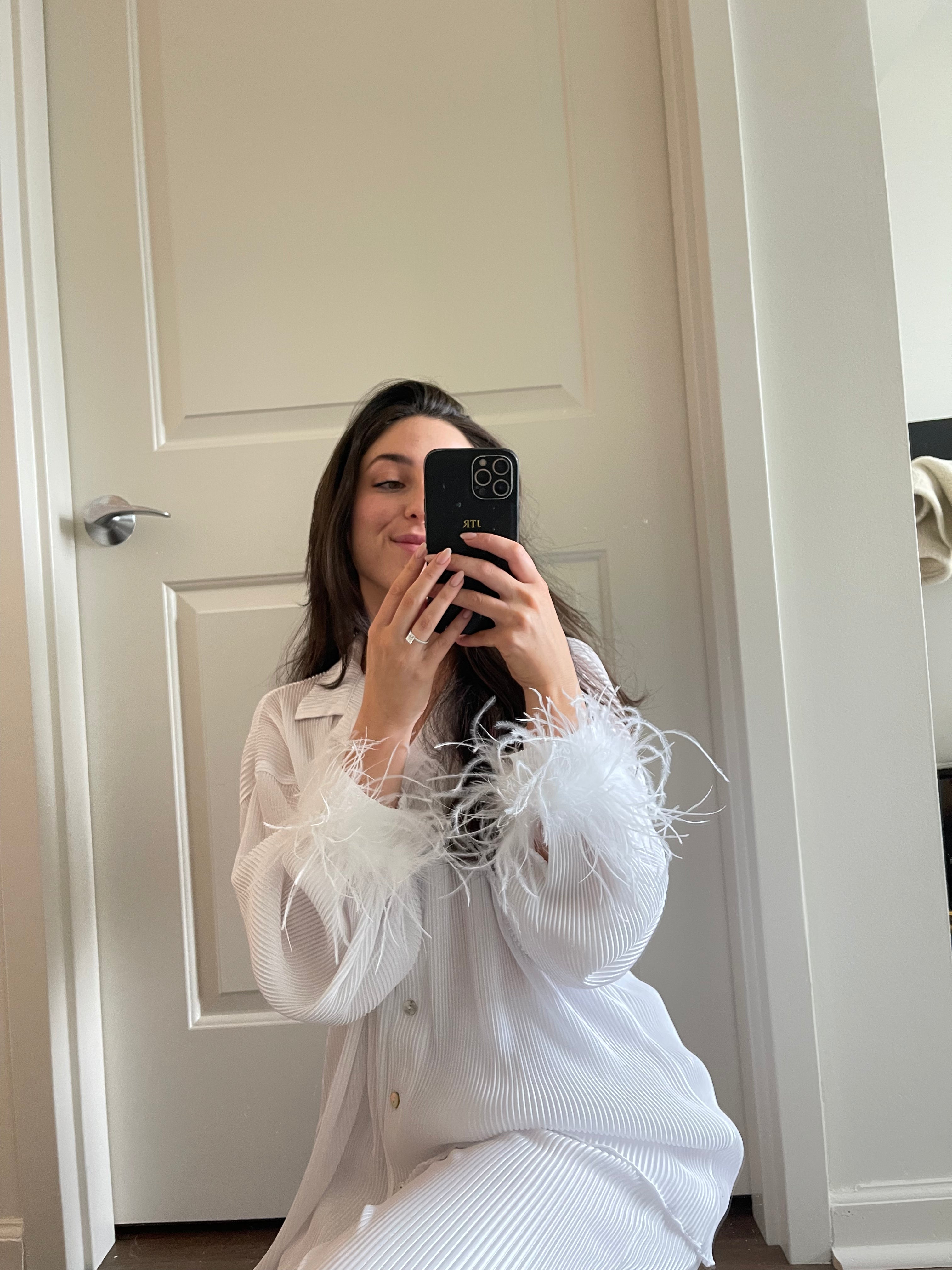 Detachable Feather Pleats Please Set in Dove