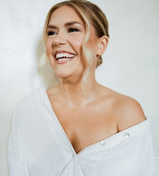 Elle E.